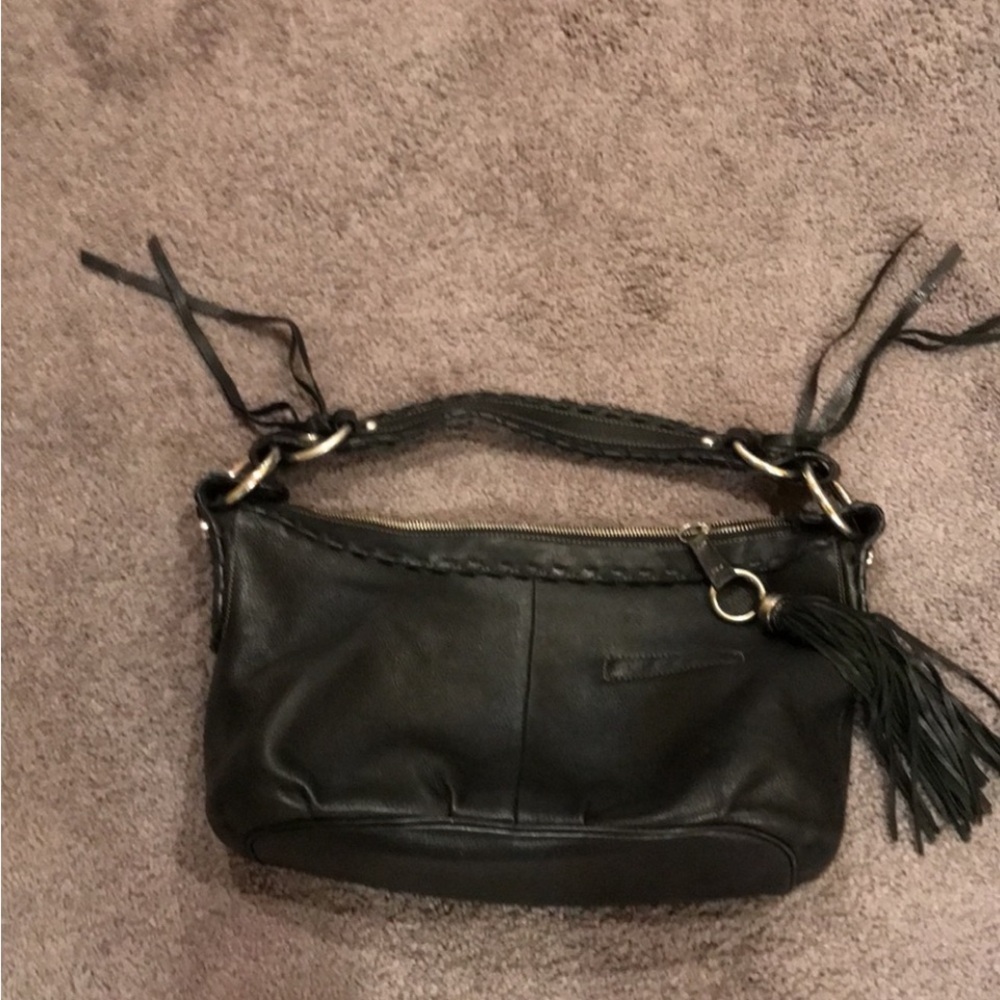B Makowsky purse Black. 100% Leather.